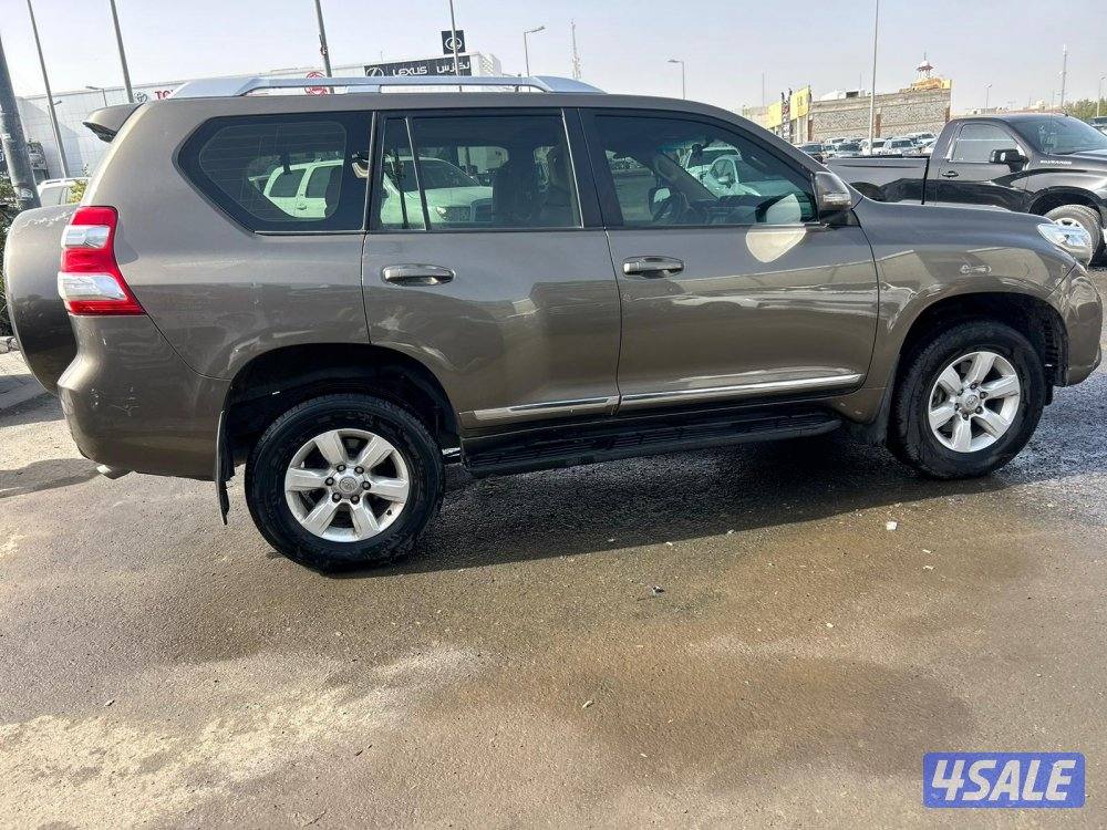 لاند كروزر برادو.TX.L موديل 2016 ماشى 205.000 k.m   وارد الساير.اصباغ3