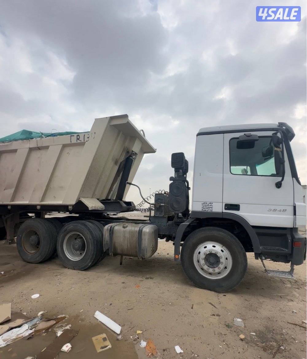 سياره اكتروس ٣٨٤٨ مع صندوق ٣٢متر2