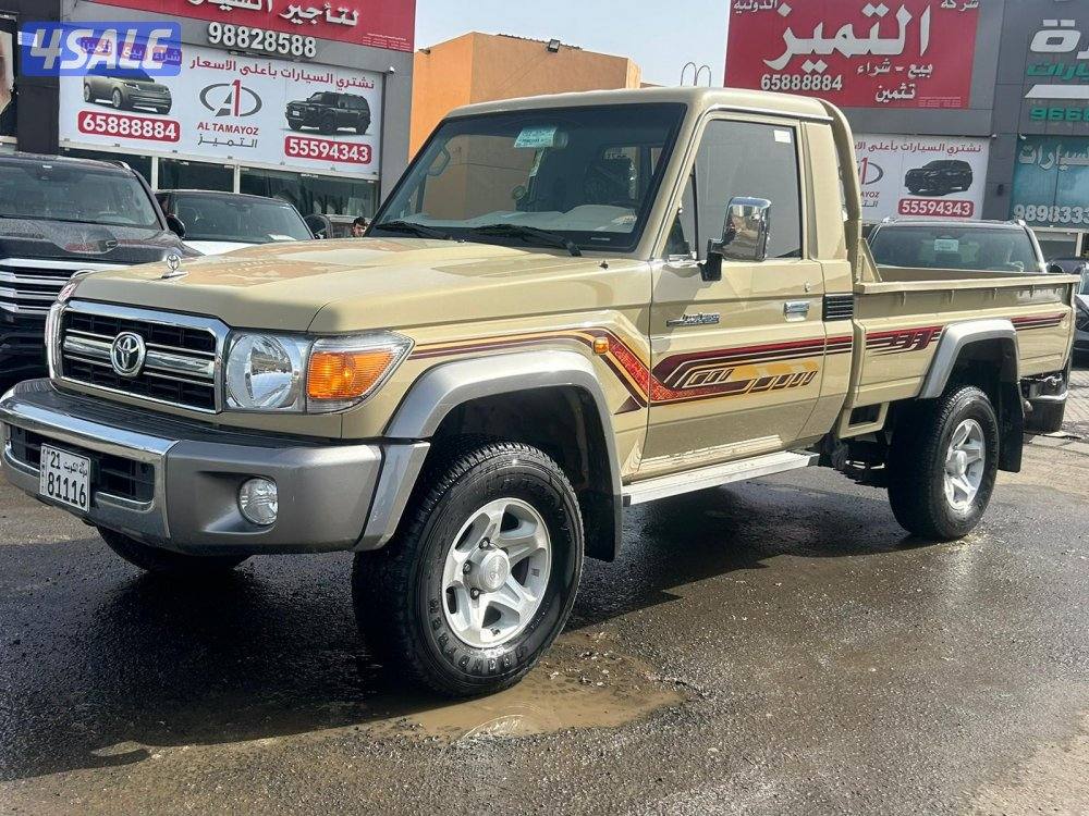تويوتا لاند كروزر شاص LX .V6 موديل 2023 ماشى 68.000 k.m  وارد الساير8