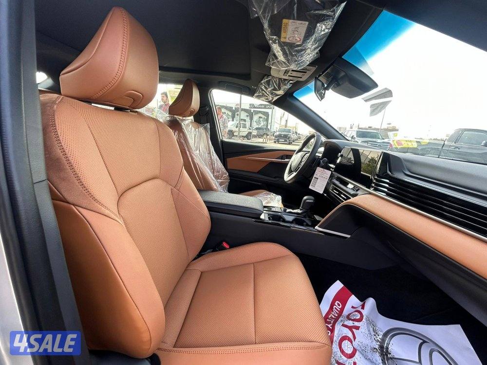 تويوتا  كامرى GLE موديل 2025 اصفار واردالساير.بانوراما.شاشة.تحكم سكان5