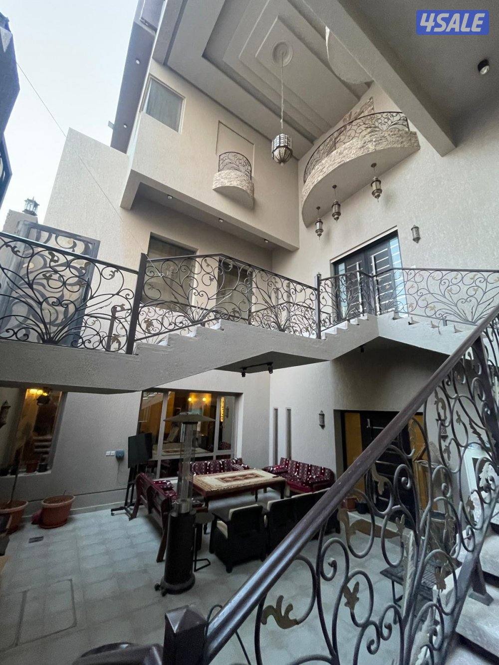 للبيع قسيمة قطعة 5 وقطعة 7 غرب عبدالله مبارك3