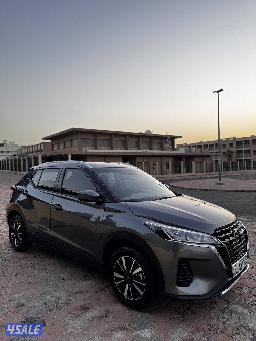 نيسان كيكس1