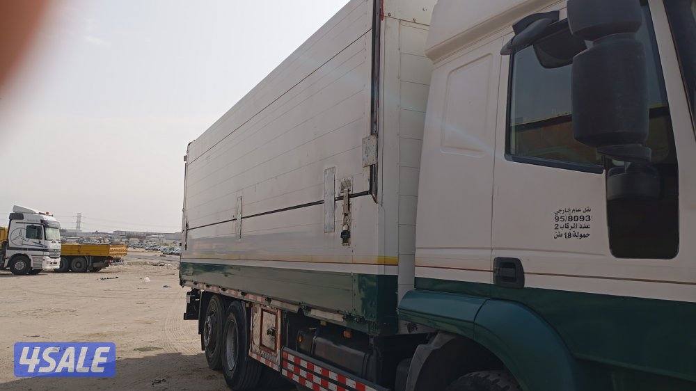 للبيع شاحنه لوري 20062