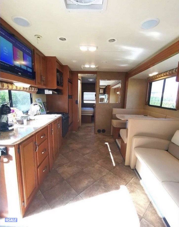 كرفان ايس motorhome ACE7