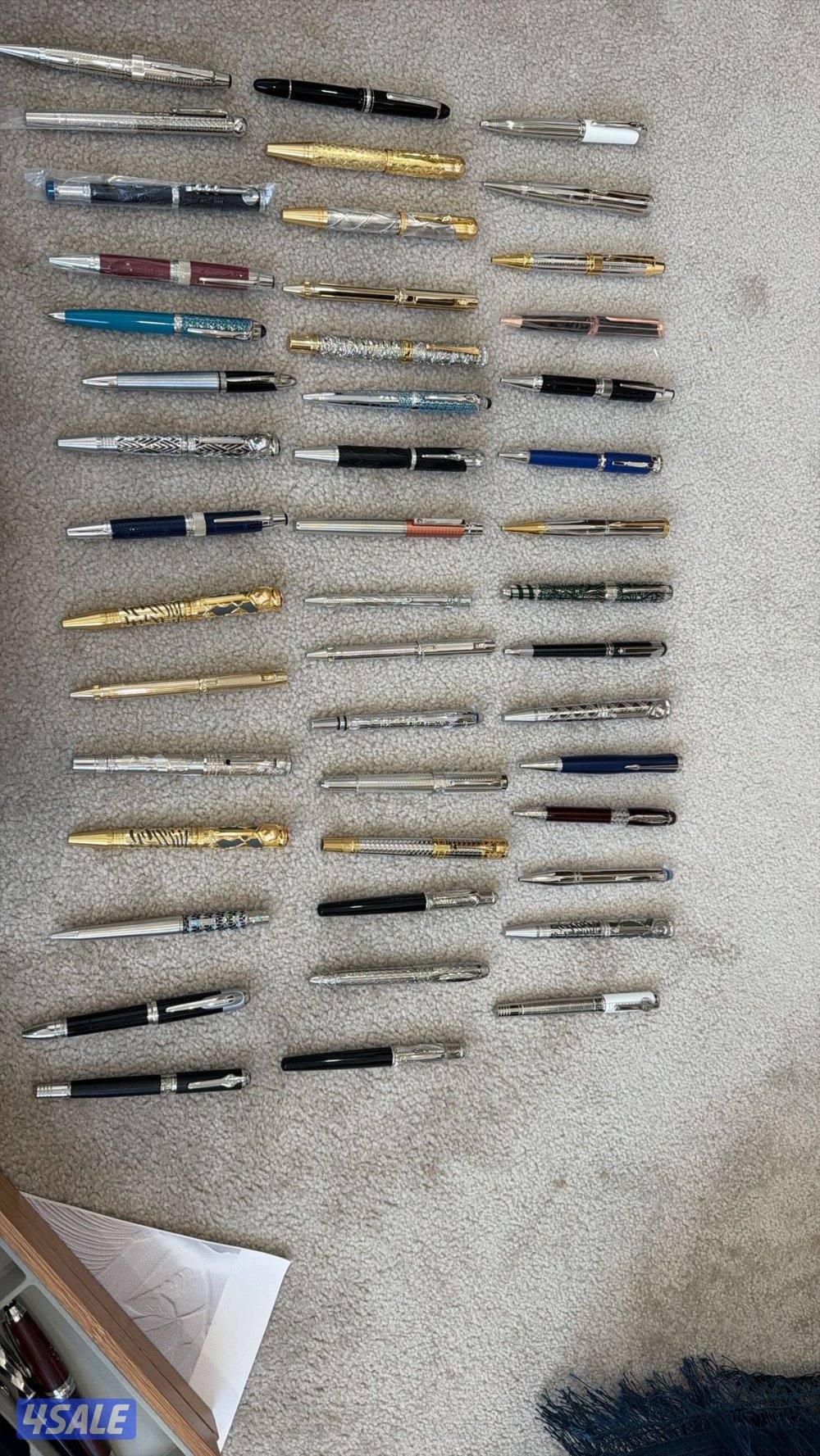 للبيع كابات لوربيانا شرط نفس الاصلي واقلام نفس الاصلي جمله بأربعه1