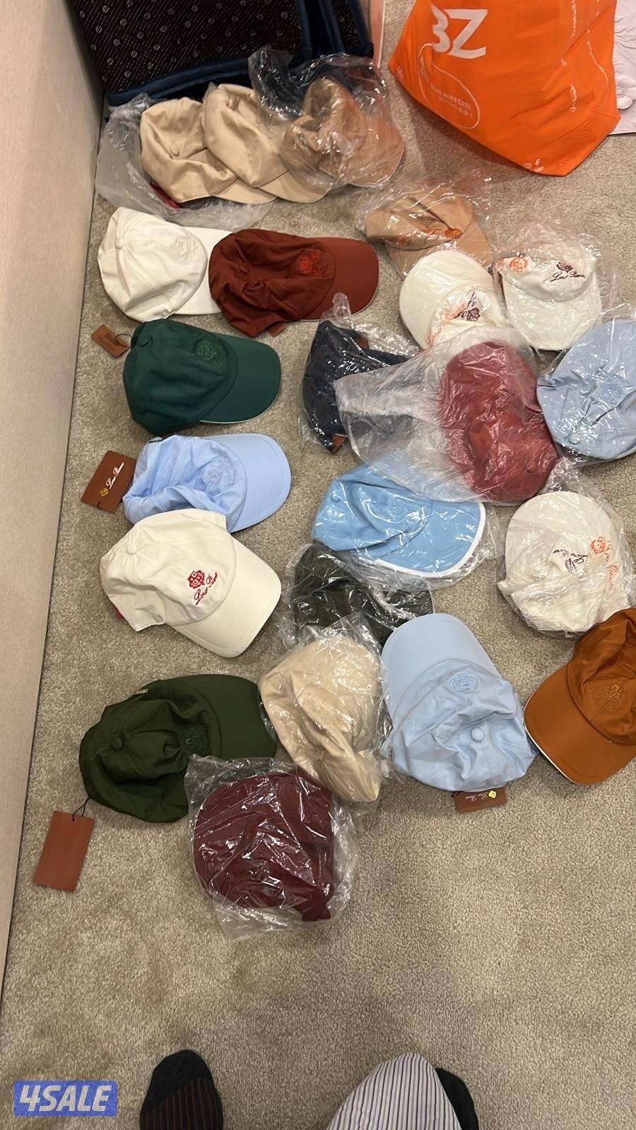 للبيع كابات لوربيانا شرط نفس الاصلي واقلام نفس الاصلي جمله بأربعه3