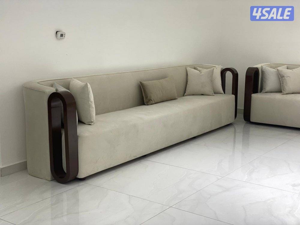 تفصال كافة انواع الديوانيات الحديثة  و كنب الصالات و الجلسات و الستاير8