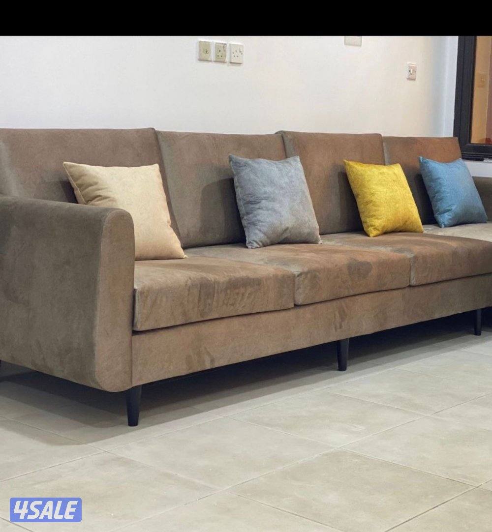 تفصال كافة انواع الديوانيات الحديثة  و كنب الصالات و الجلسات و الستاير7