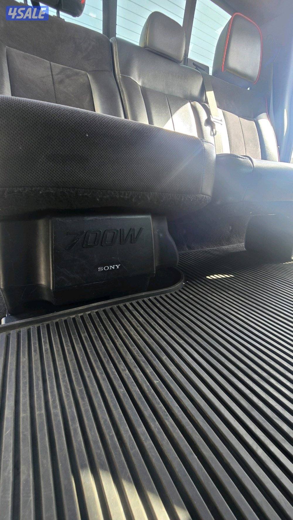 وانيت فورد f×4 f15011