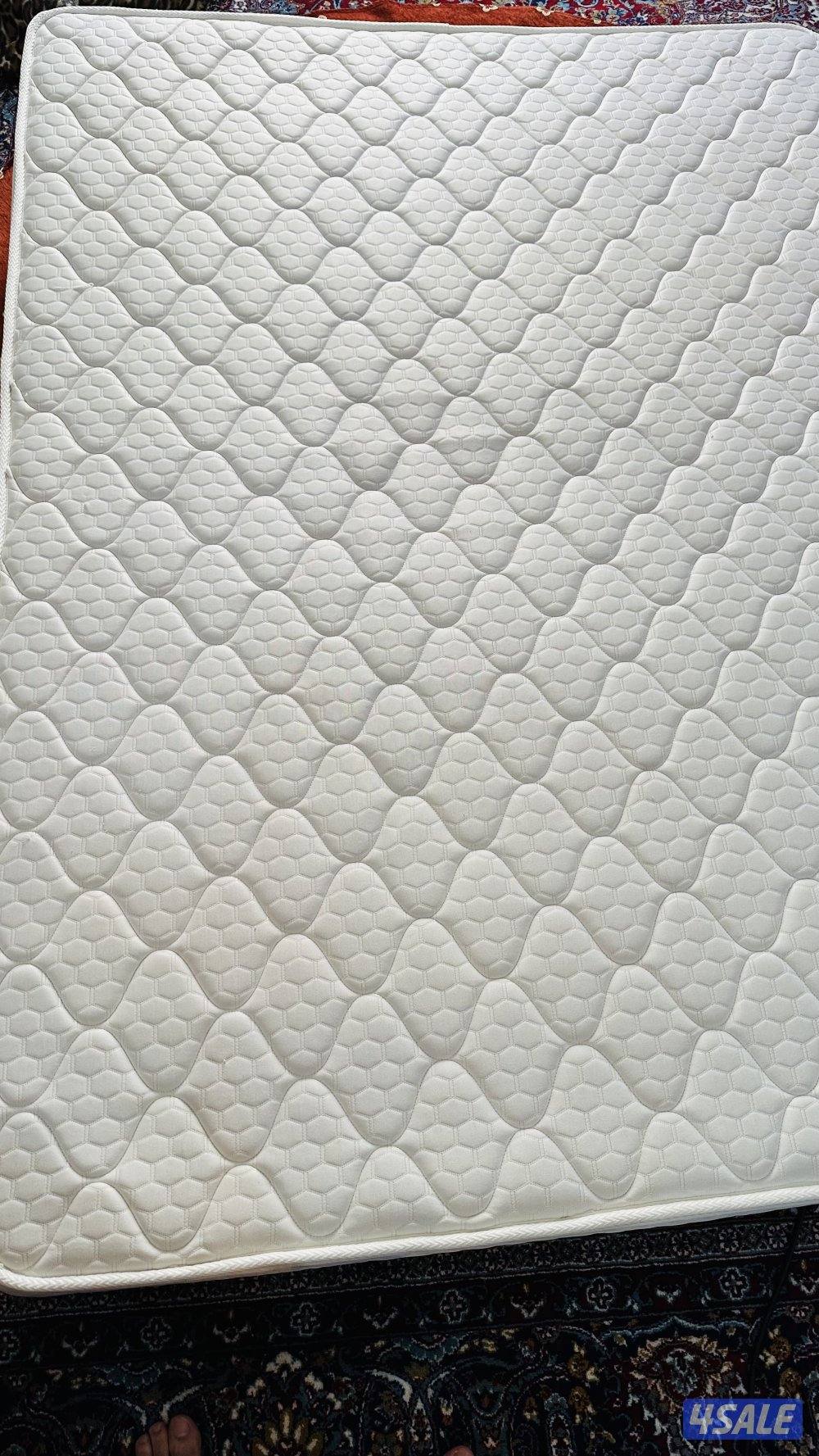 مرتبة فندقيه بحالة جيده جداً 140x1901