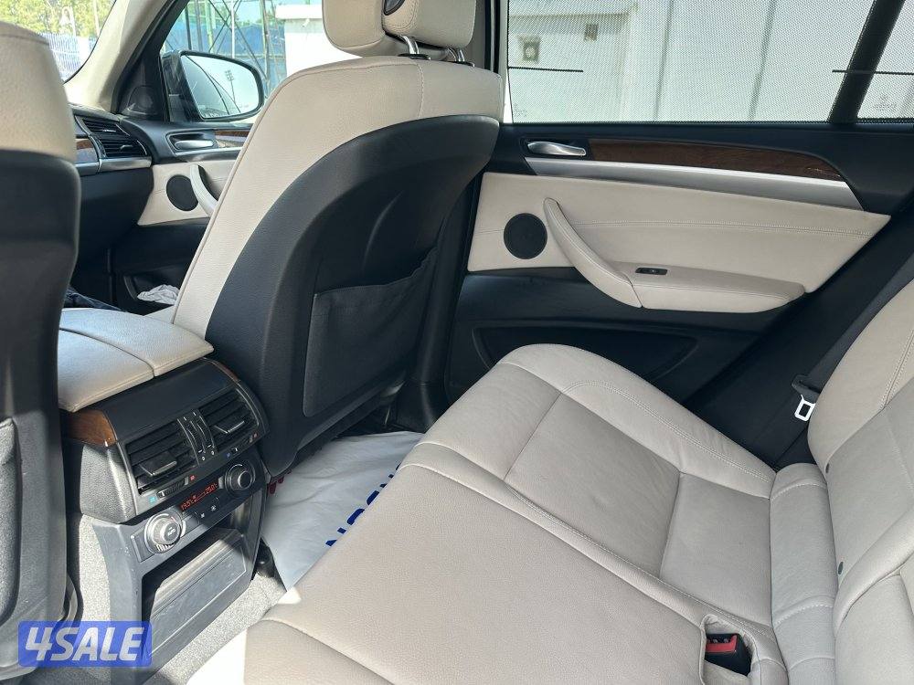 BMW X6 2013 model Black0