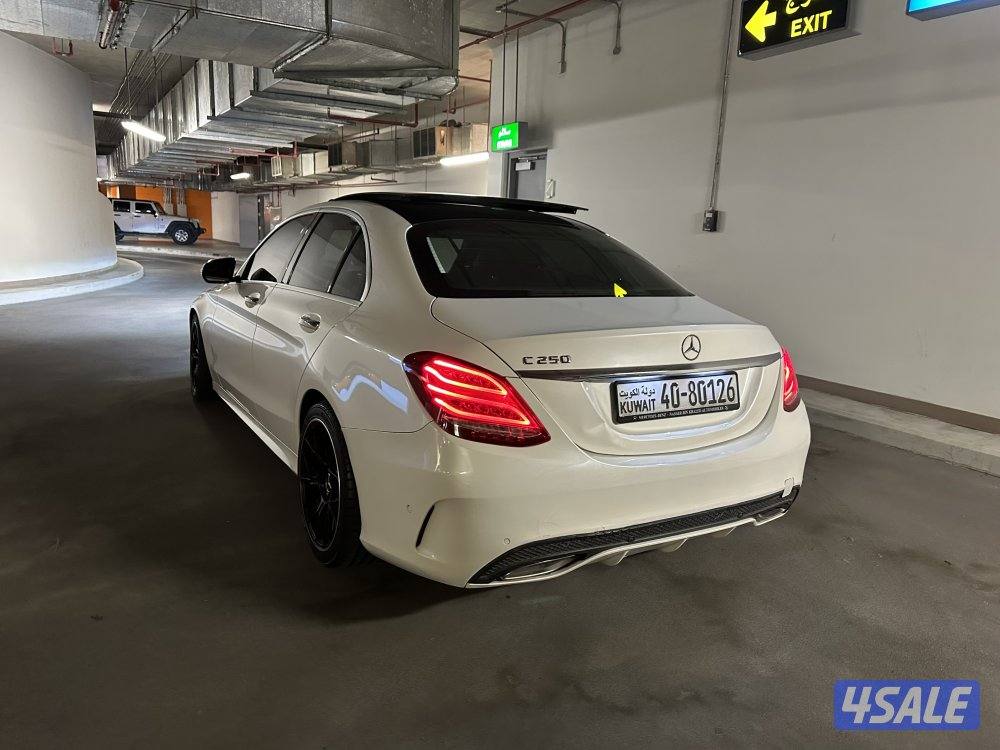 مرسيدس c250 صدفي من داخل احمر اعلى المواصفات6