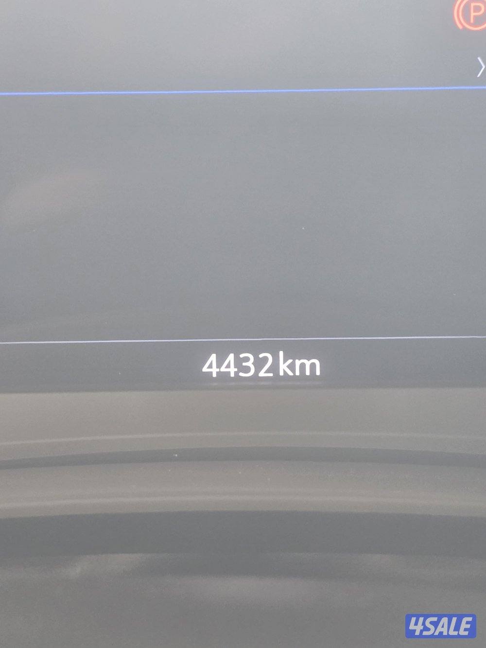 كالجديده عداد ٤٠٠٠ كيلو فقط المالك الأول وتحت الكفاله5