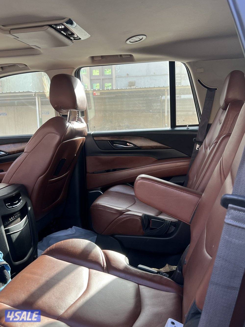 للبيع اسكاليد موديل 201510