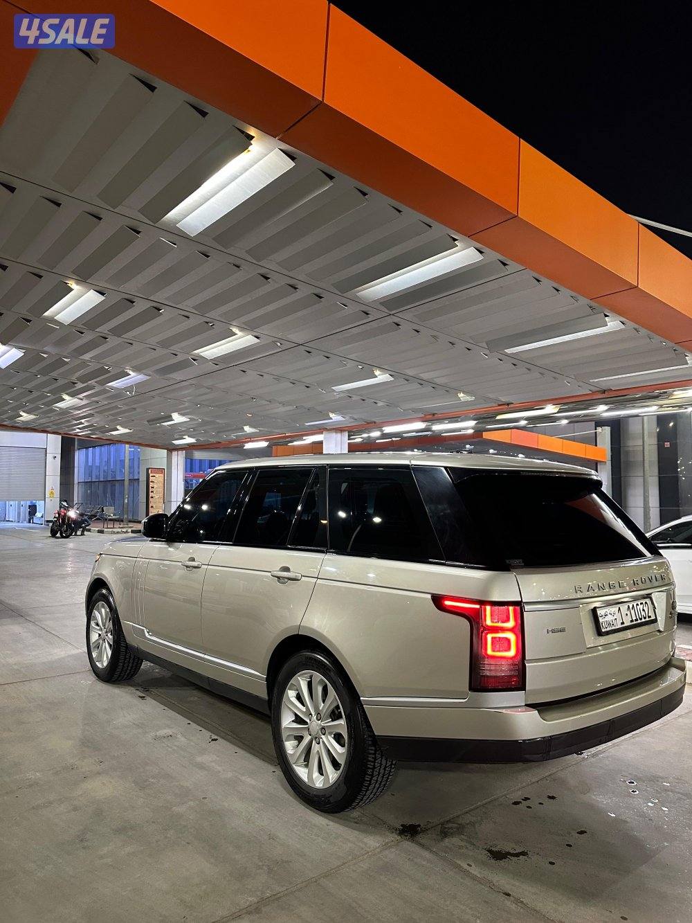 للبيع رنج روفر فوج موديل 20140