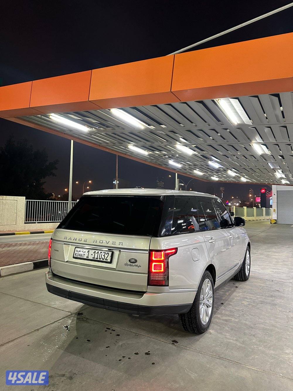 للبيع رنج روفر فوج موديل 20142