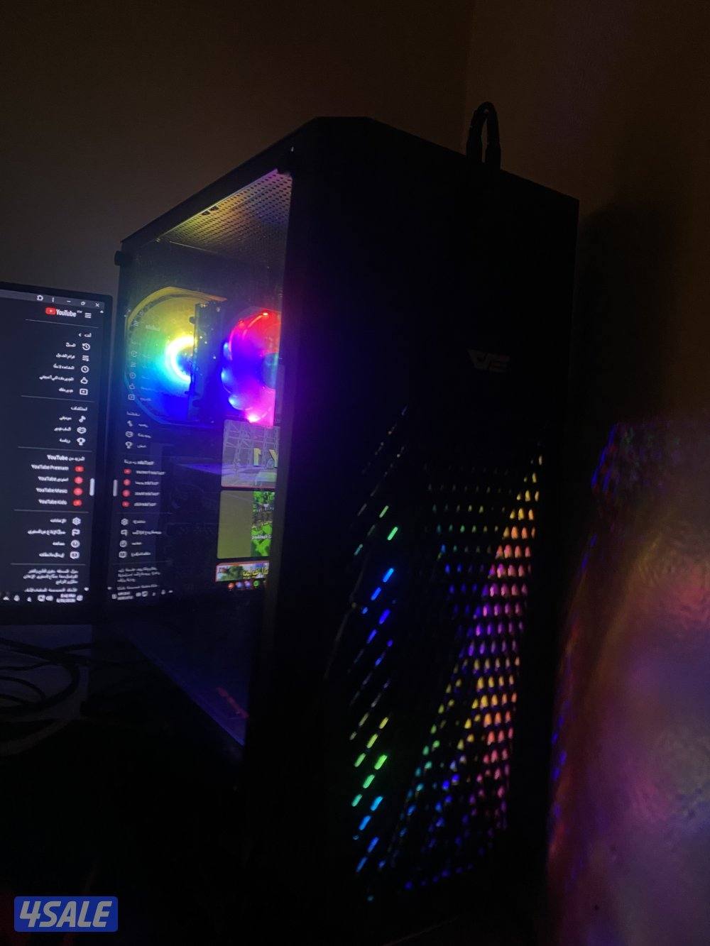 للبيع كمبيوتر نظيف وشغال على الشرط مو ناقصه شي2
