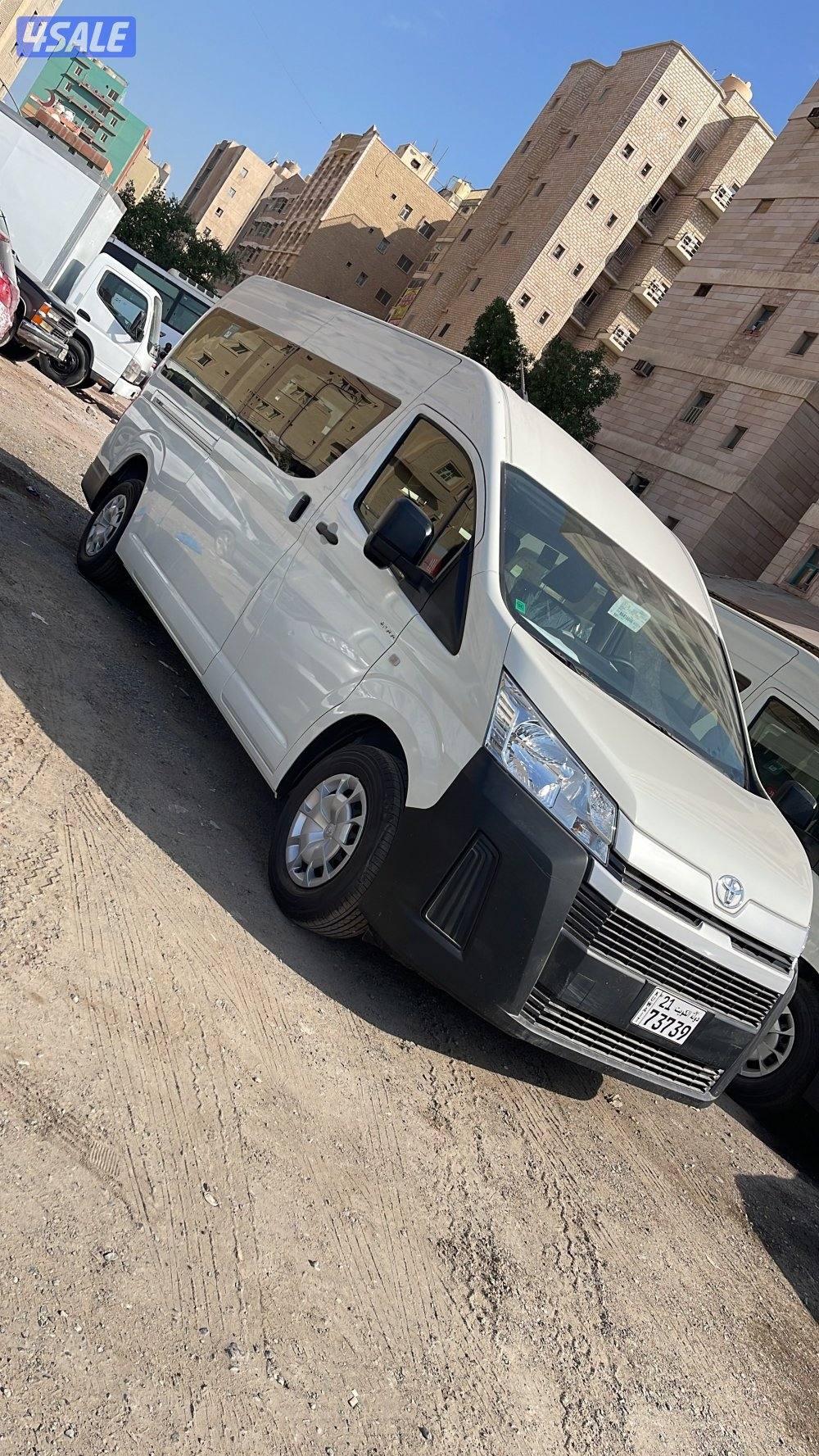 تأجير سيارات وباصات1