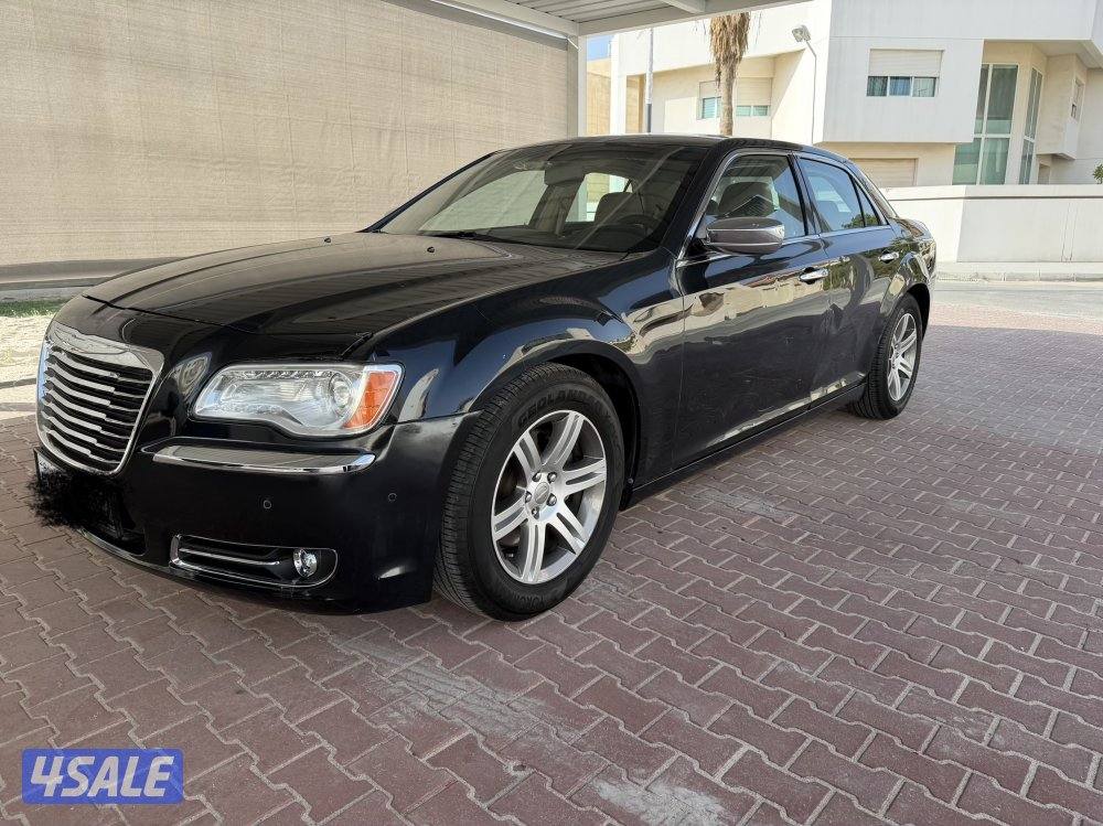 للبيع كرايزلر صبغ الوكاله 2014 ماشي 1900