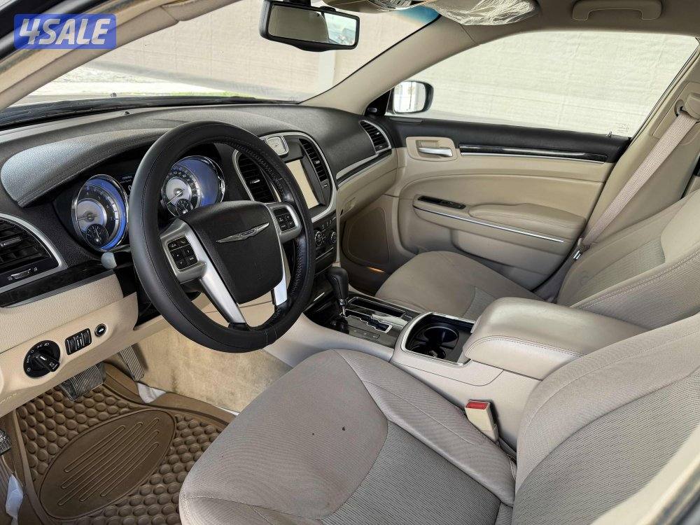 للبيع كرايزلر صبغ الوكاله 2014 ماشي 1905