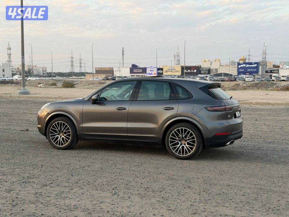 بورش كايين عداد 45 فقط وبحالة المصنع4