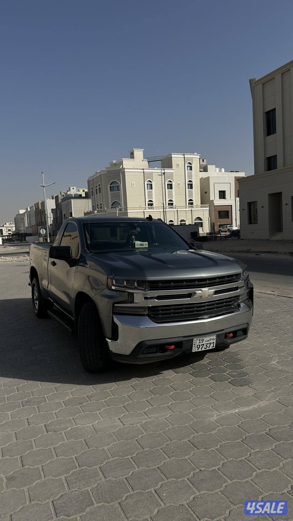 تريل بوس من غير دبل وبصمه  سلفرادو موديل٢٠٢١ ممشى ١٢٨2