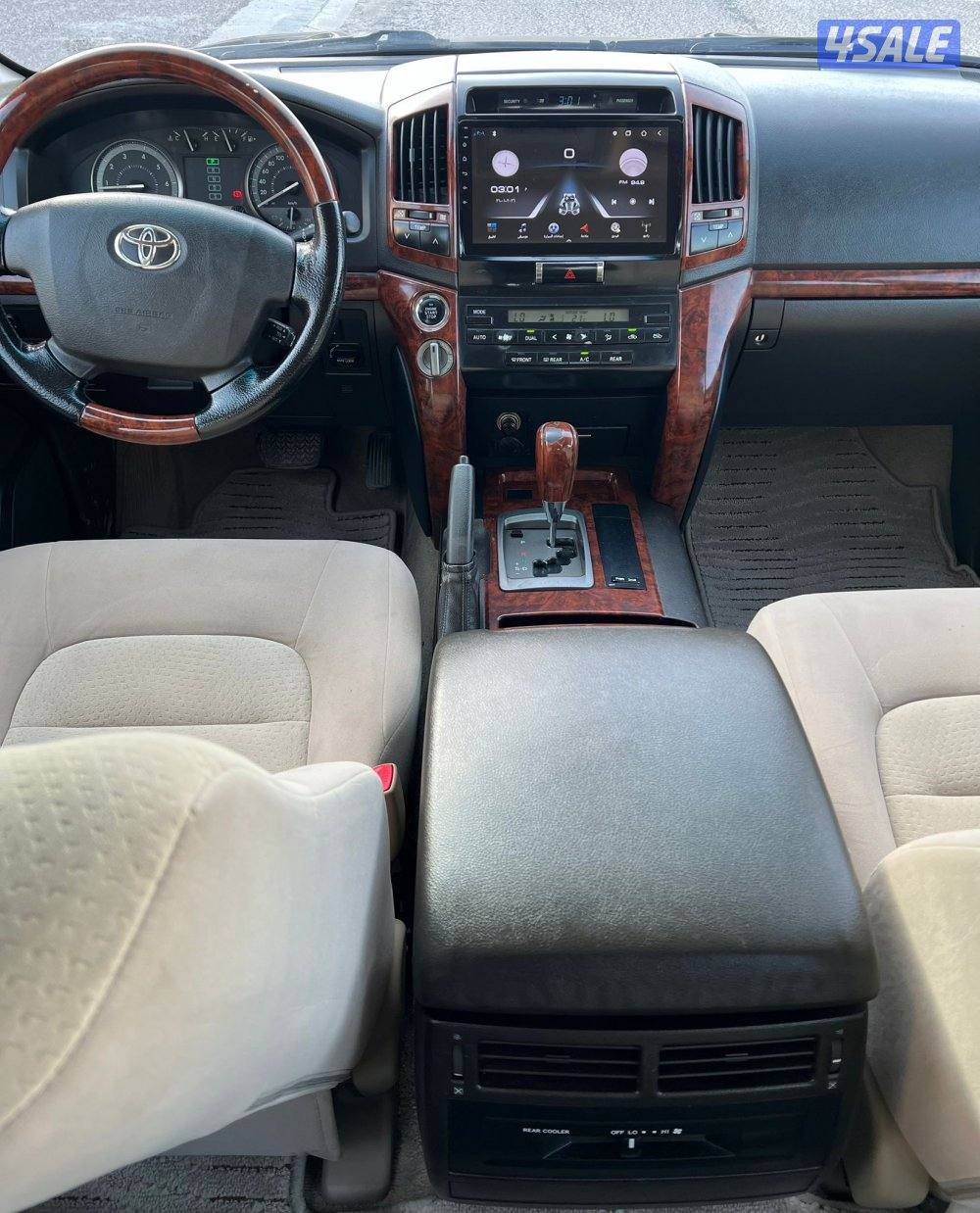 بيعه سريعه جيب تويوتا لاند كروزر موديل 20102