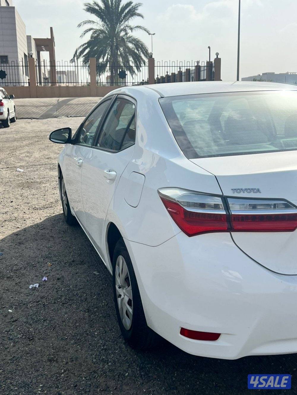 كورولا1600CCموديل 2019 عداد 86000شرط الفحص5