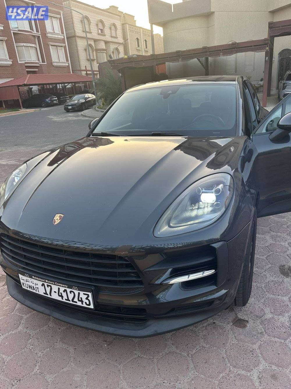 للبيع بورش ماكان0