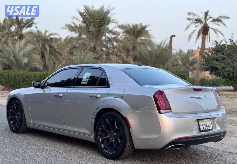 كرايزلر 2021 C300S ماشي 65 الف2