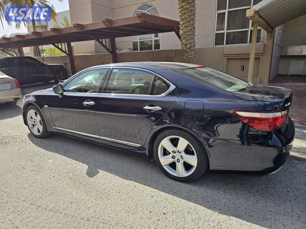 2008 Lexus LS460 Large0