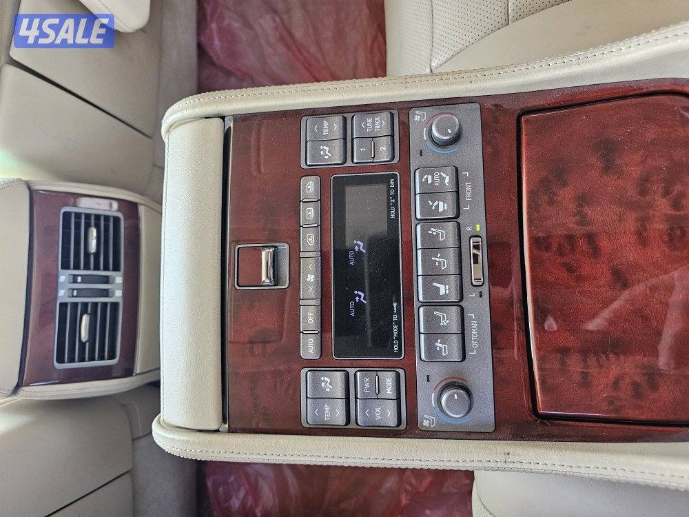 2008 Lexus LS460 Large8