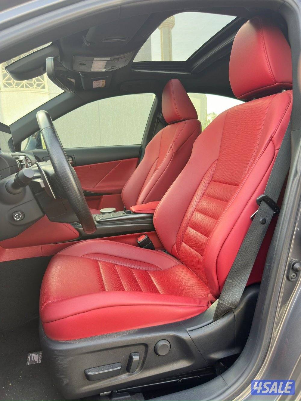 IS350 موديل 2021  ماشي: 60 الف7