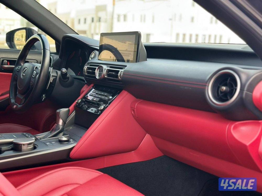 IS350 موديل 2021  ماشي: 60 الف10