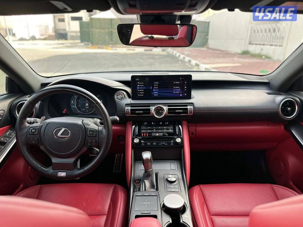 IS350 موديل 2021  ماشي: 60 الف13