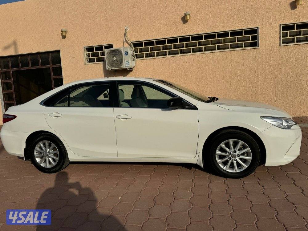 للبيع كامري موديل 2016 بحاله الوكالة4