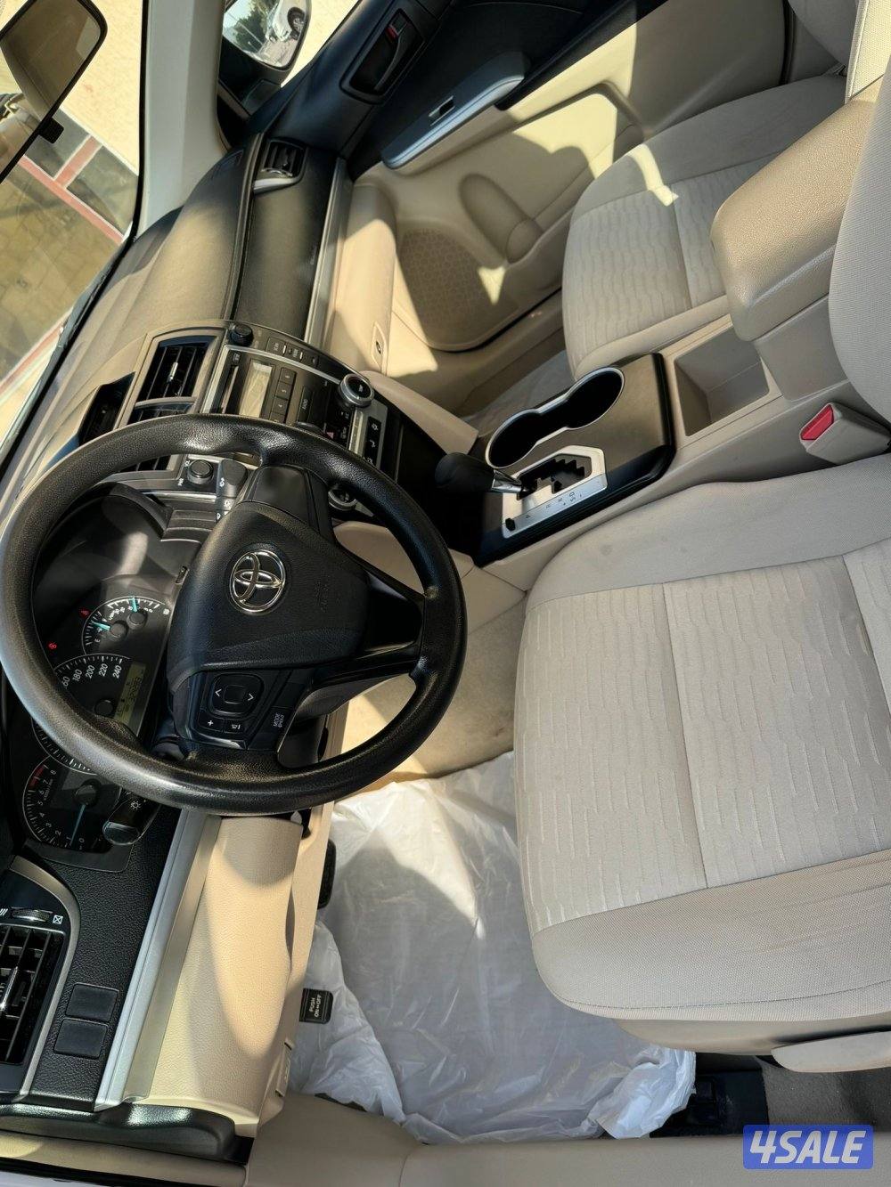 للبيع كامري موديل 2016 بحاله الوكالة9