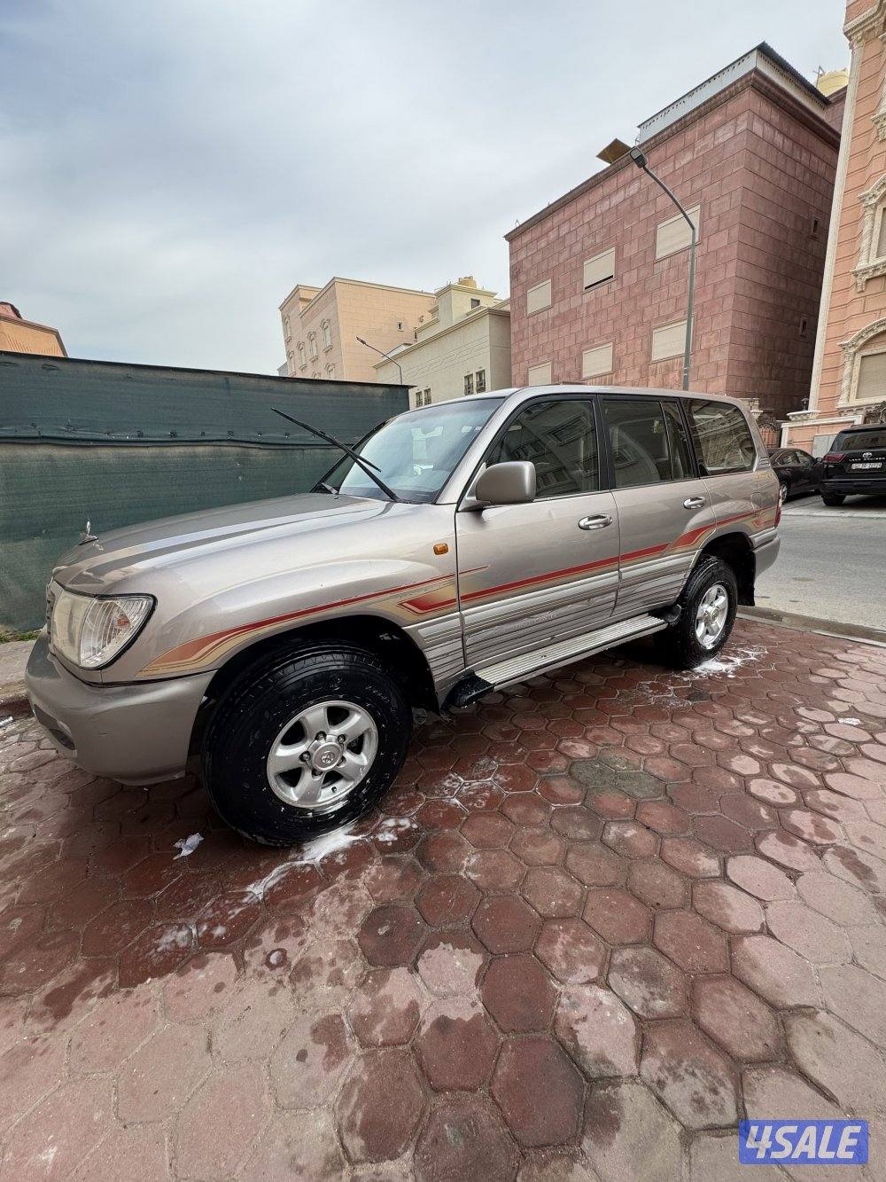 لاند ٢٠٠٣ جي اكس ار0