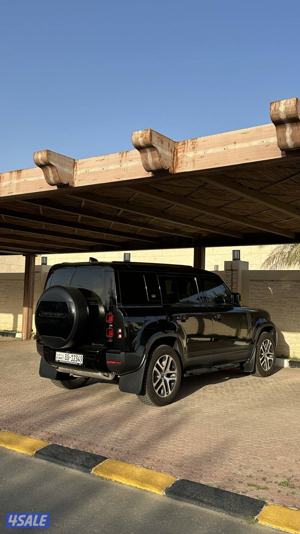 للبيع ديفندر المالك الاول0