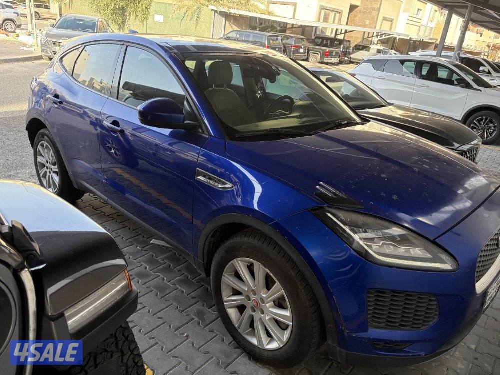 جاكوار E-pace0