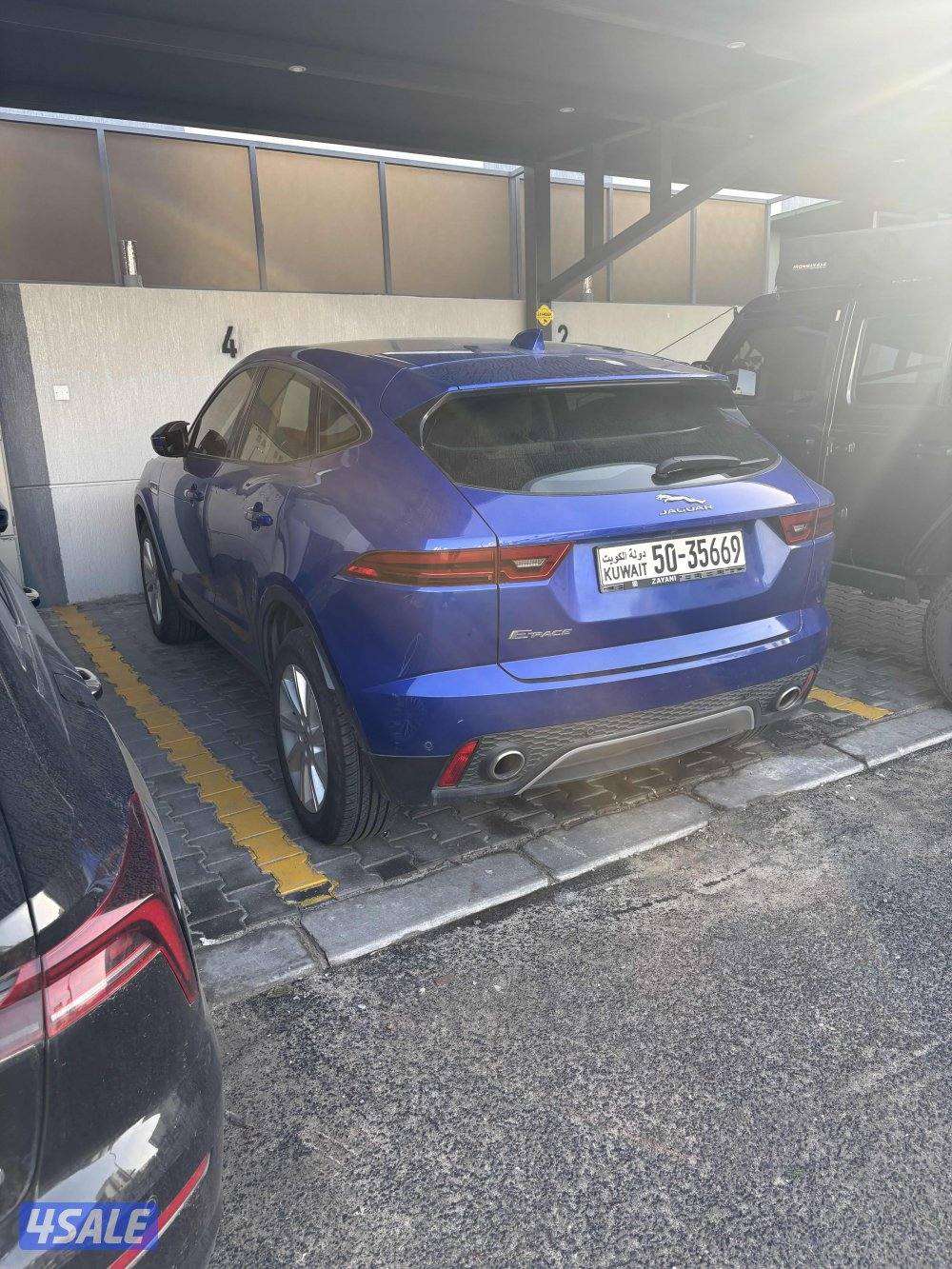 جاكوار E-pace1