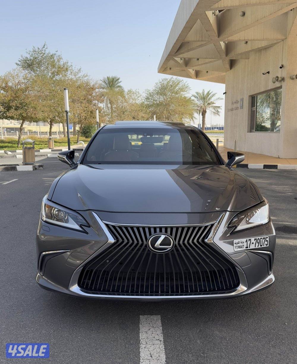 لكزس ES250 الدرجة الاولى2