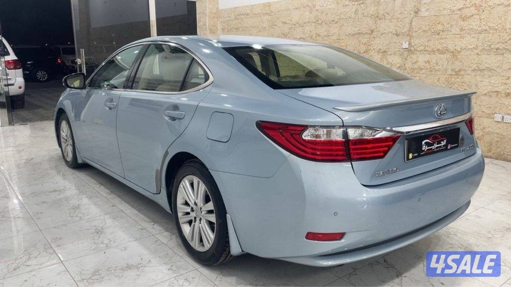 للبيع لكزس ES250 موديل 20133