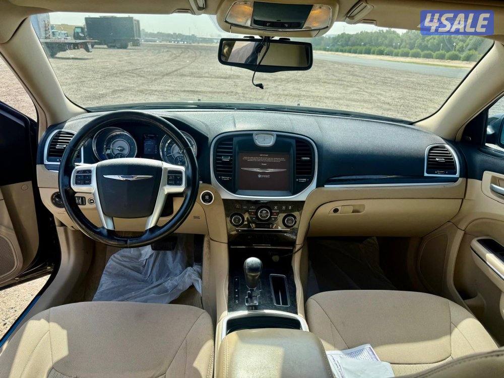 كريسلر C300 موديل 201410