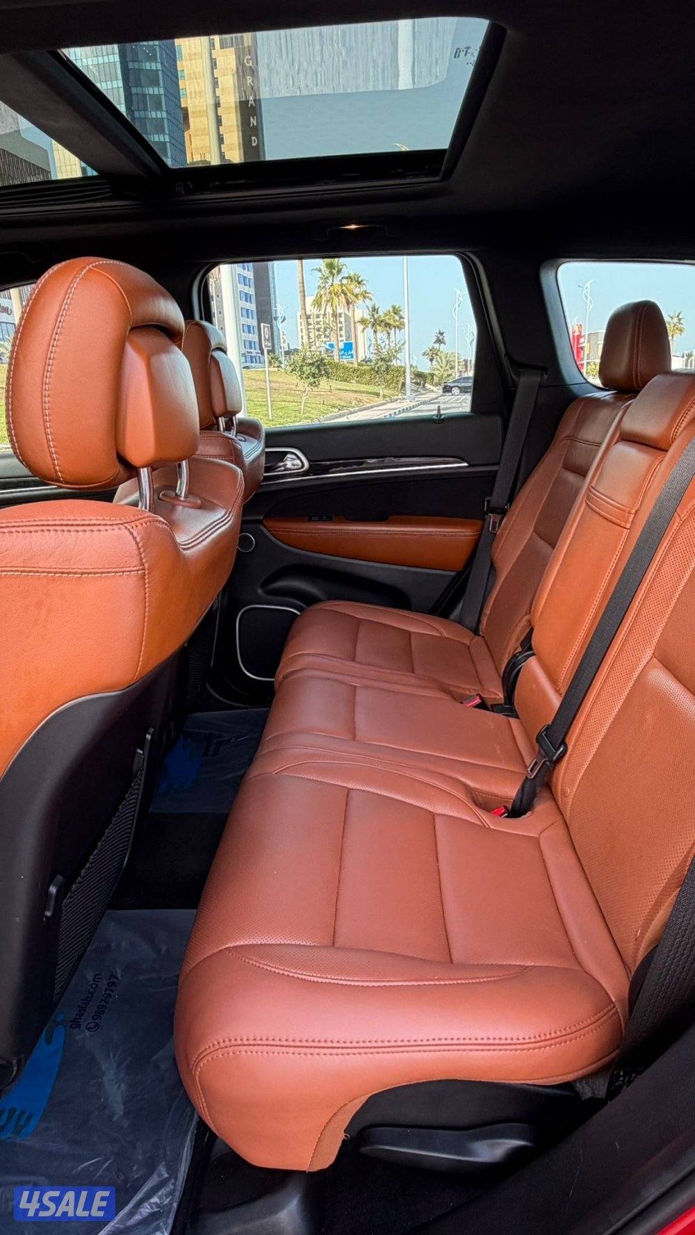 جراند شيروكي SRT موديل 2015 / بحاله ممتازه11