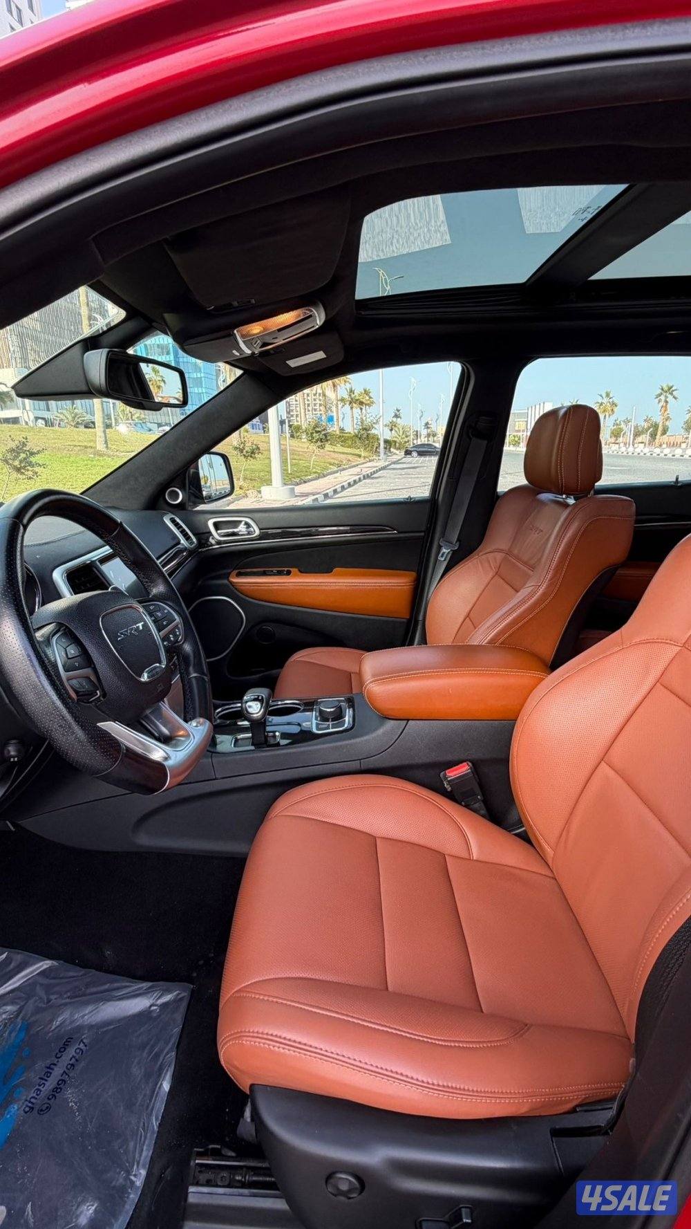 جراند شيروكي SRT موديل 2015 / بحاله ممتازه13