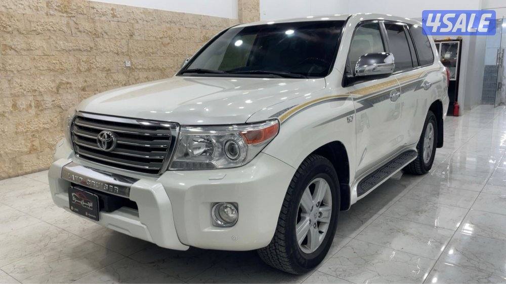 للبيع لاند كروزر VXR 20121