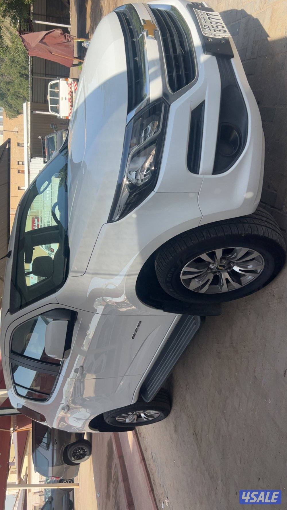 للبيع جيب بالليزر موديل 2019 دبل جير ماشي 120 شرط الفحص0