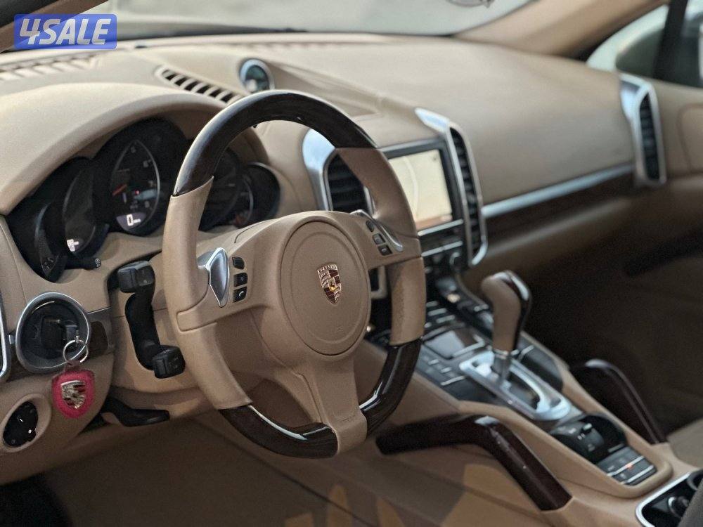 للبيع بورش كايين ماشي ١٣٨ الف كيلو7