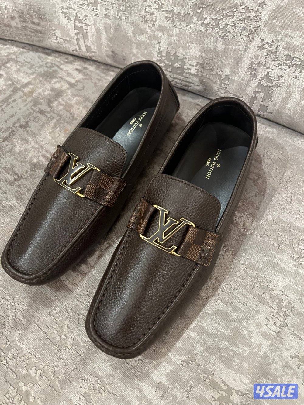 جوتي lv مقاس ٤٥0